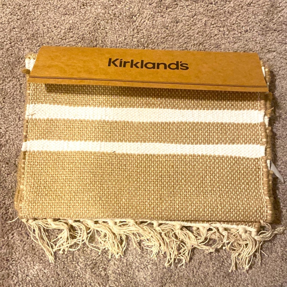 Table Runner